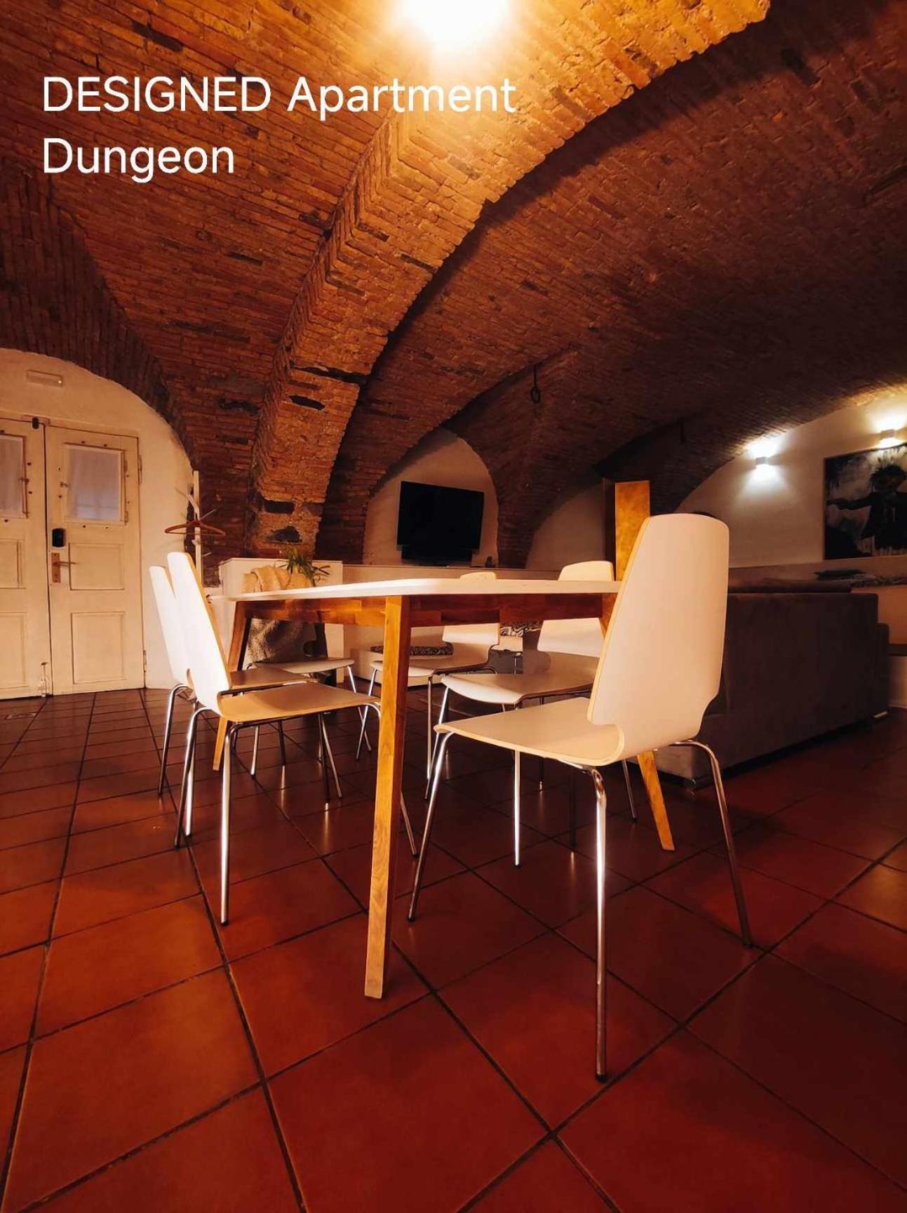 Dungeon Apartment 卢布尔雅那 外观 照片