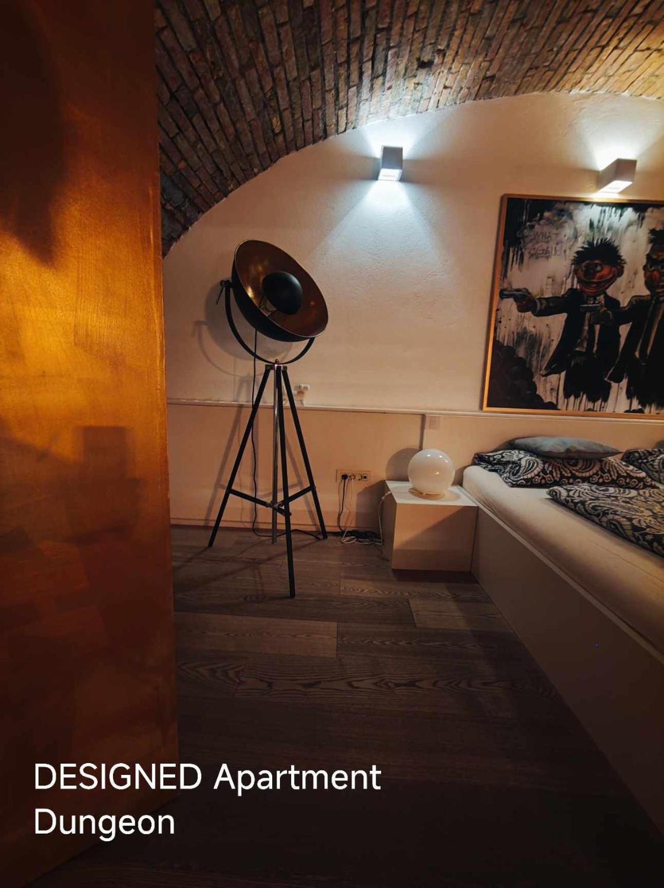 Dungeon Apartment 卢布尔雅那 外观 照片